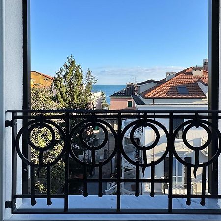 Hotel Villa Elena Варацце Екстер'єр фото
