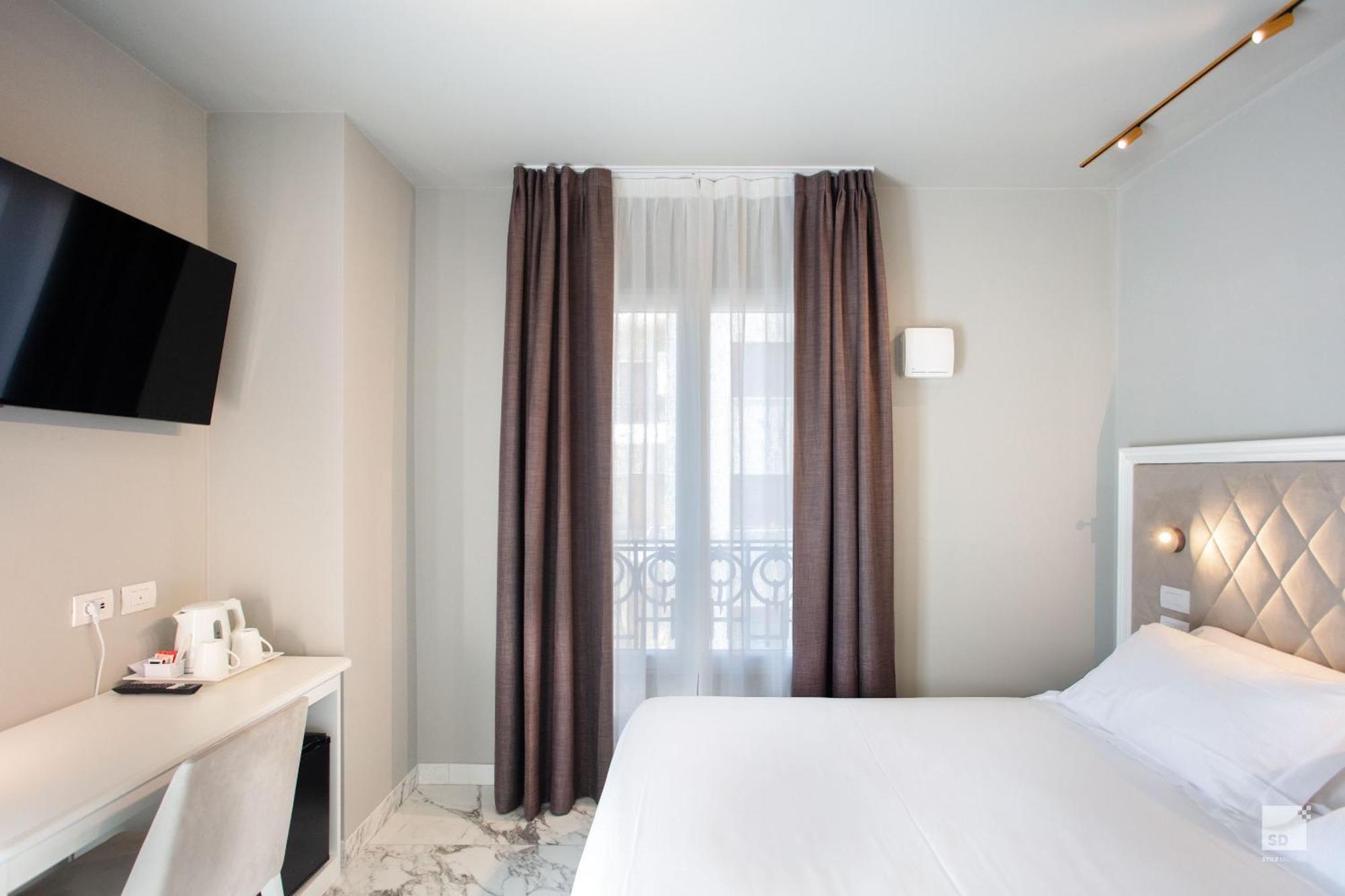 Hotel Villa Elena Варацце Екстер'єр фото