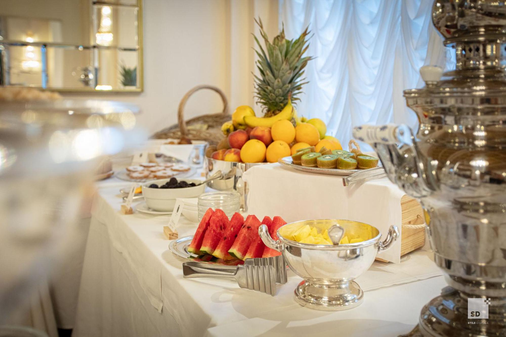 Hotel Villa Elena Варацце Екстер'єр фото